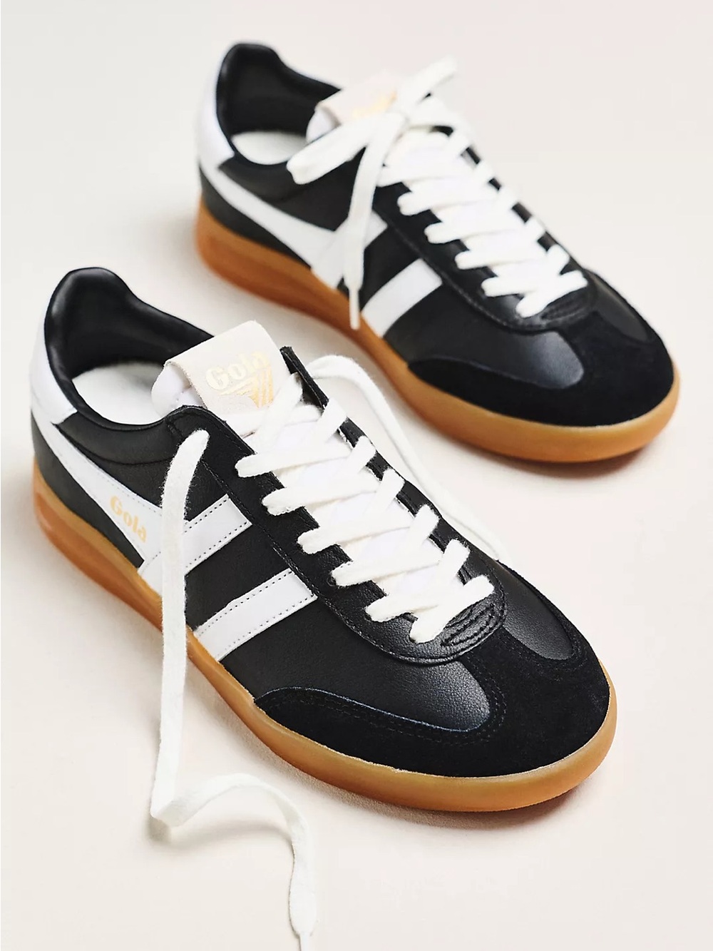 New In Box Gola Cyclone Leather Sneakers Size 10 Black, White, Gum color